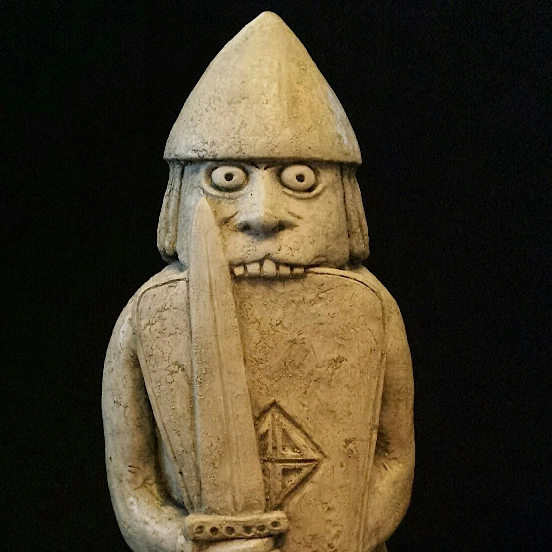 Lewis chessmen Berserker – rueroyalestone